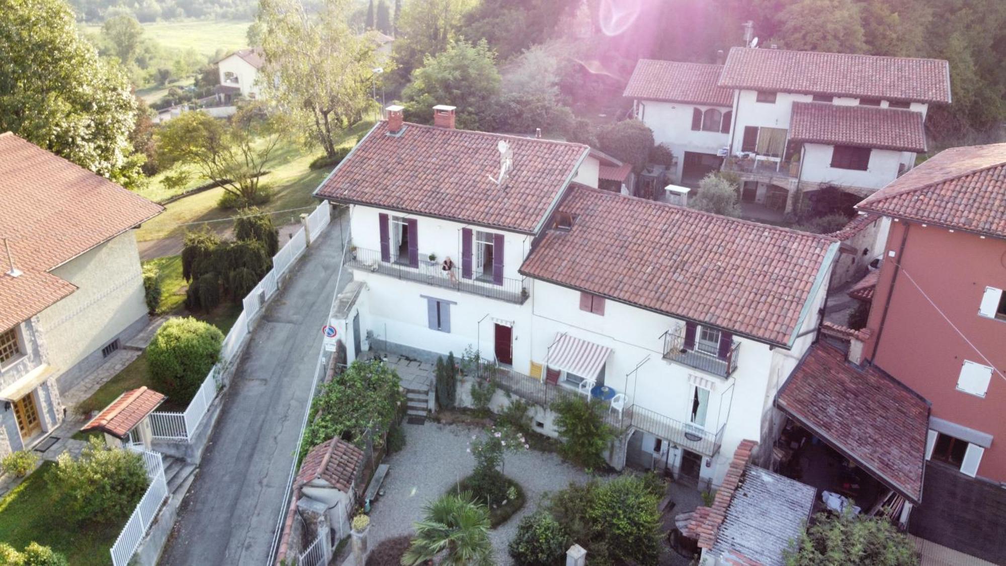 Отель La Casa Di Pietro Cerrione Экстерьер фото